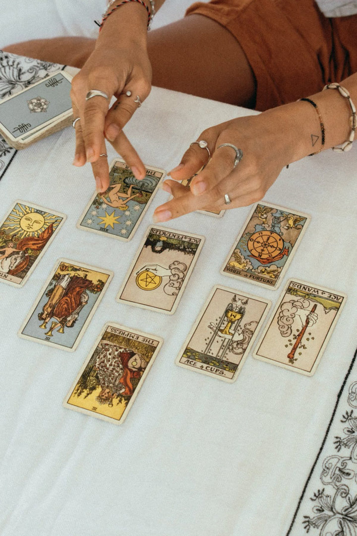 Tarot And Oracle Reading